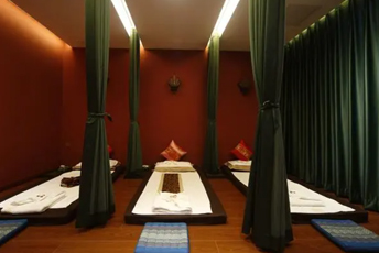 成都温江区泰式按摩的被动瑜伽：当身体被折叠成诗