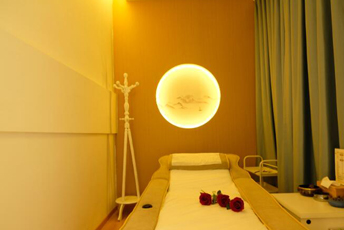 成都温江区日式指压的寂静美学：在按压中听见雪落的声音